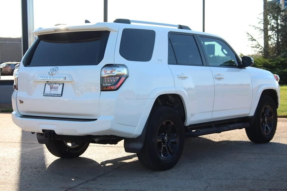 2020 Toyota 4Runner 5th Gen - Image 9 of 20