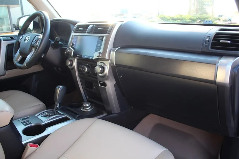 2020 Toyota 4Runner 5th Gen - Image 12 of 20