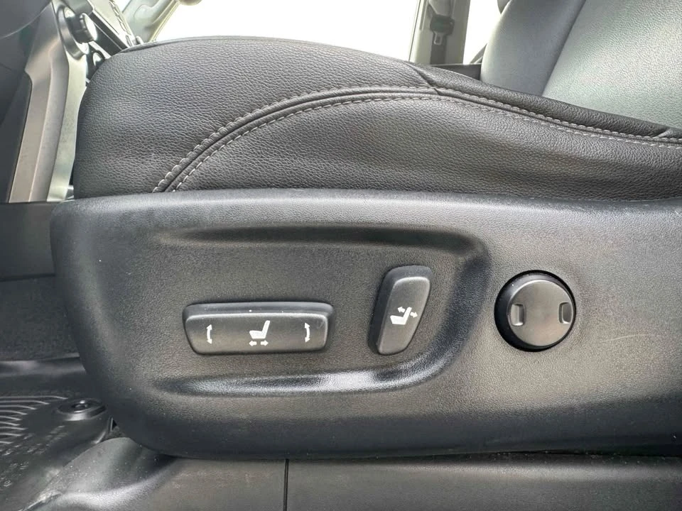 2020 Toyota 4Runner 5th Gen - Image 13 of 20