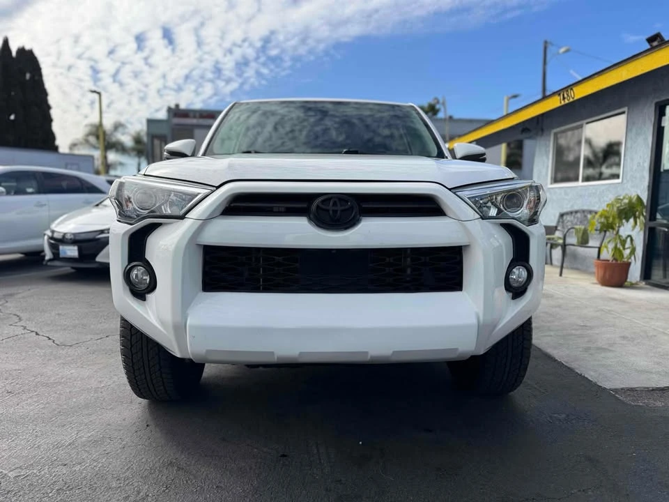 2020 Toyota 4Runner 5th Gen - Image 2 of 20