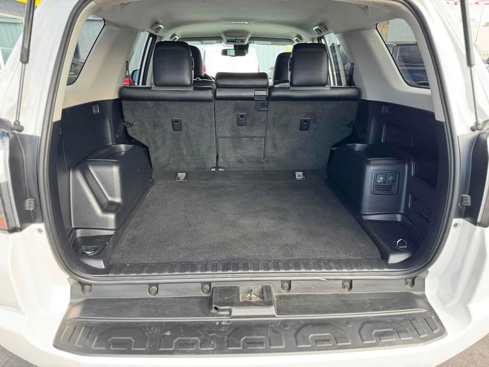2020 Toyota 4Runner 5th Gen - Image 8 of 20