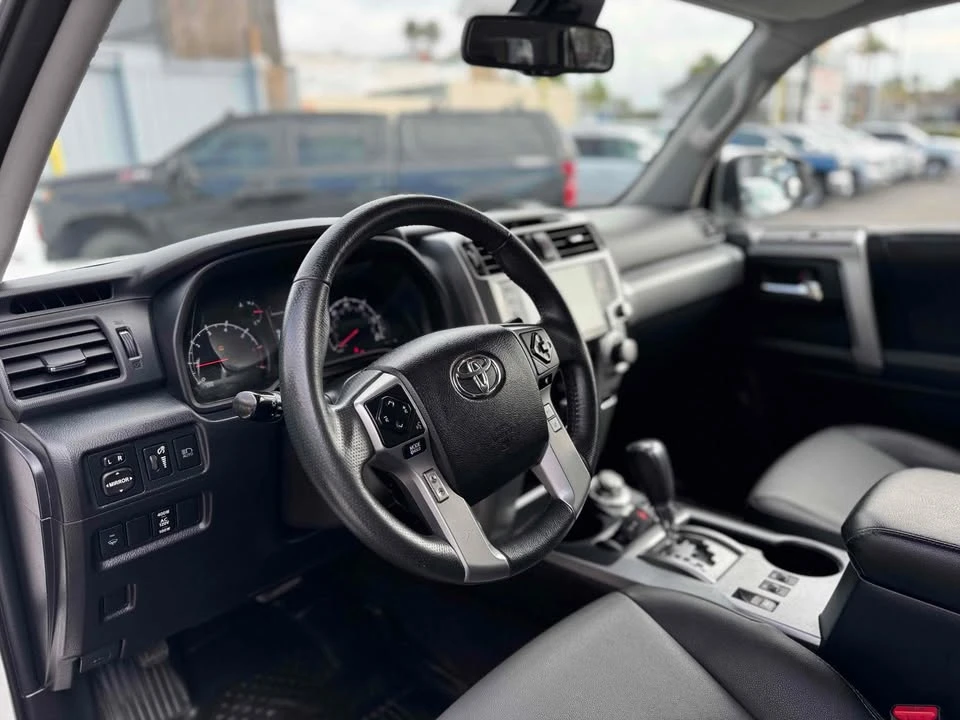 2020 Toyota 4Runner 5th Gen - Image 11 of 20