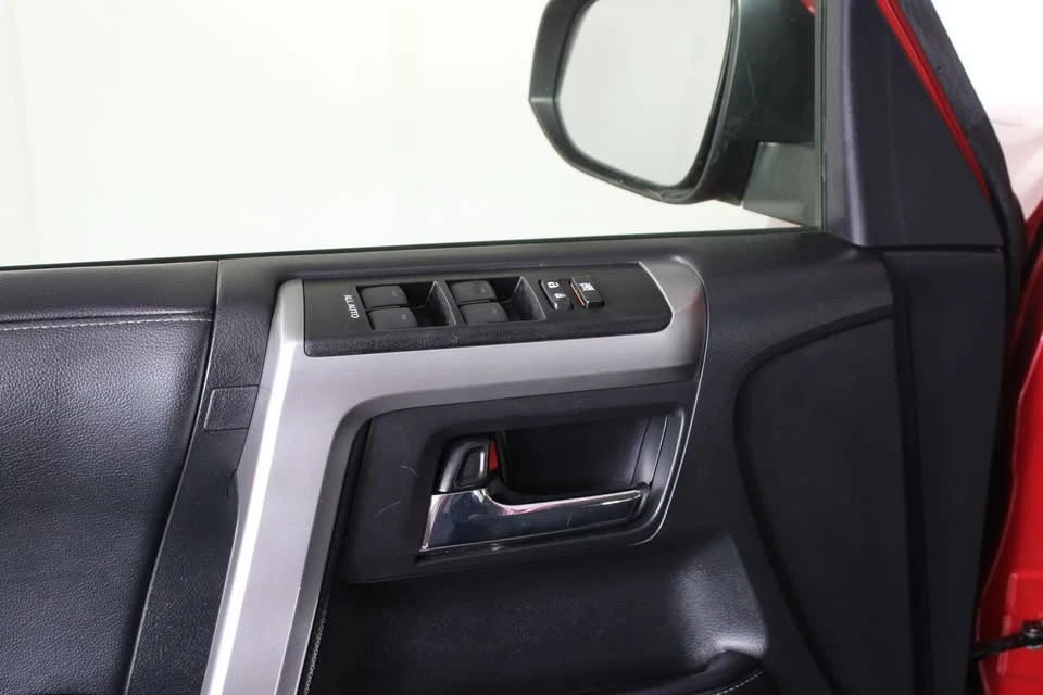 2020 Toyota 4Runner 5th Gen - Image 5 of 13