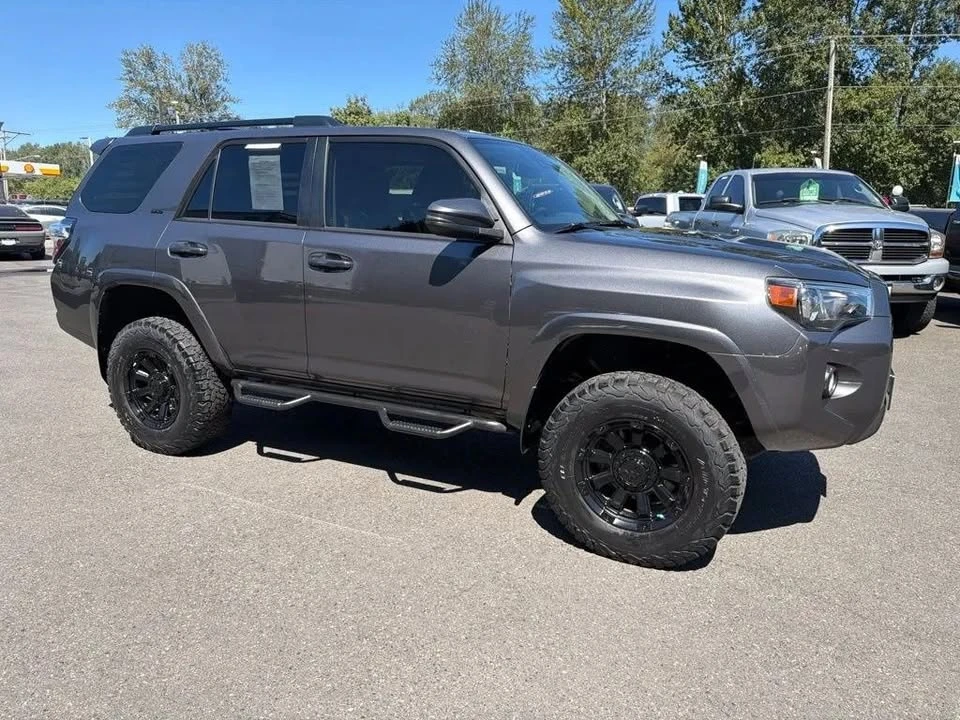 2020 Toyota 4Runner 5th Gen - Image 11 of 20