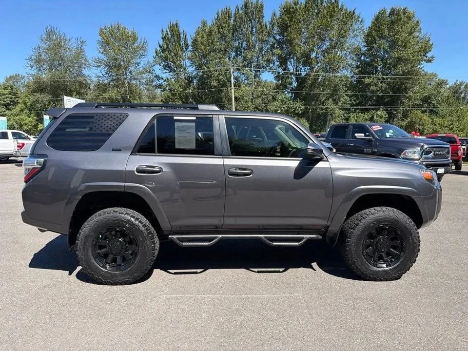 2020 Toyota 4Runner 5th Gen - Image 3 of 20
