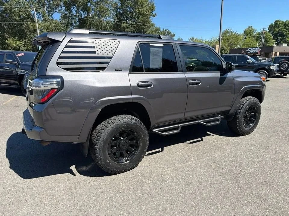 2020 Toyota 4Runner 5th Gen - Image 17 of 20