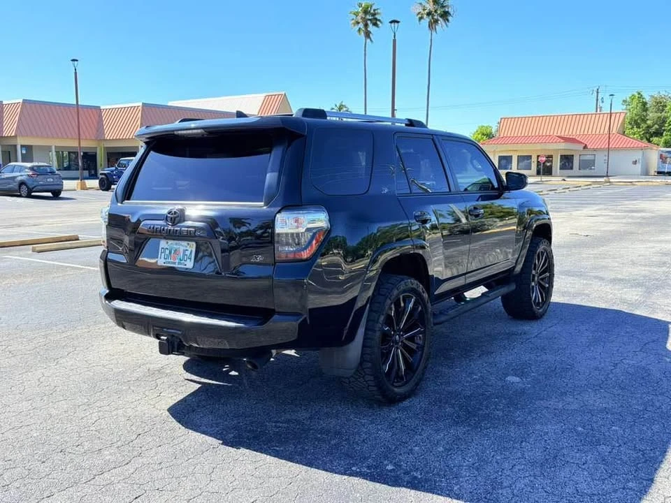 2020 Toyota 4Runner 5th Gen - Image 7 of 17