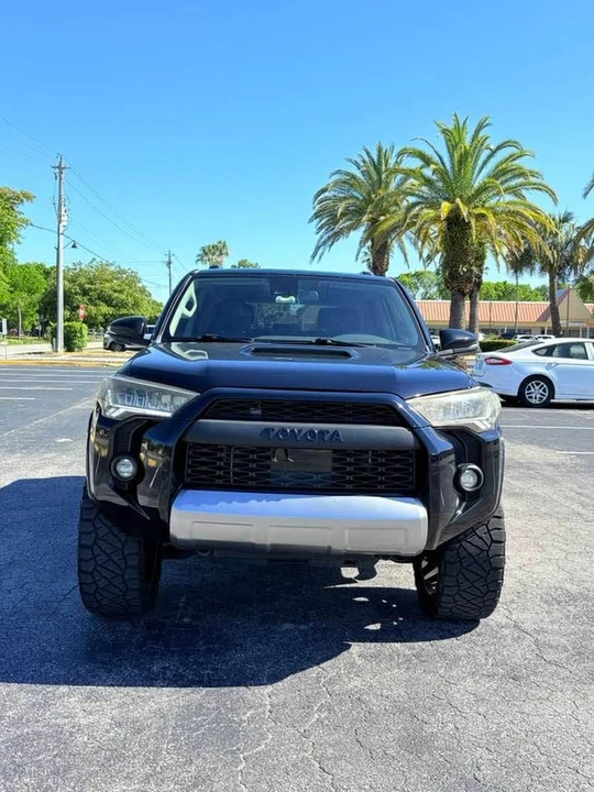 2020 Toyota 4Runner 5th Gen - Image 2 of 17