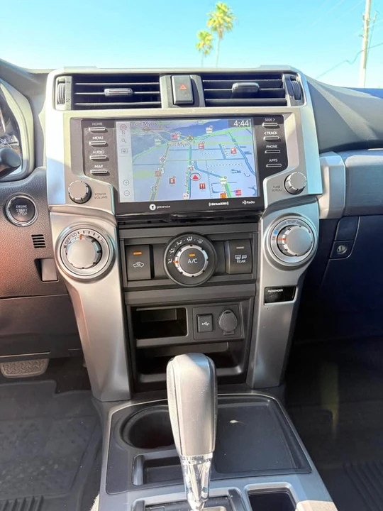 2020 Toyota 4Runner 5th Gen - Image 10 of 17