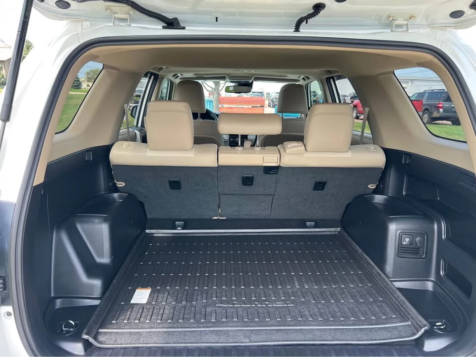2020 Toyota 4Runner - Image 11 of 20