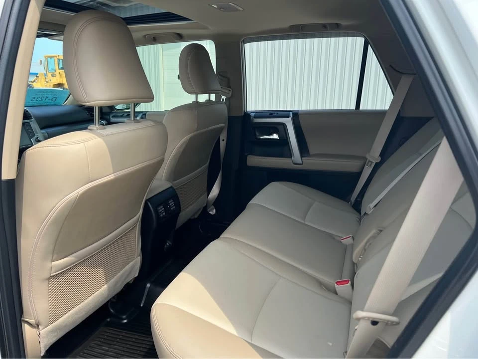 2020 Toyota 4Runner - Image 13 of 20