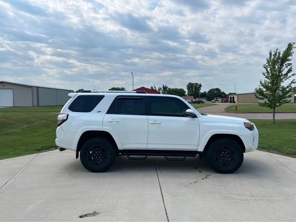 2020 Toyota 4Runner - Image 4 of 20
