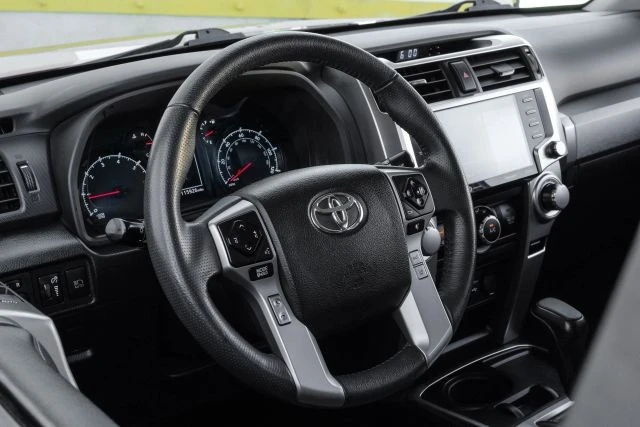 2020 Toyota 4Runner 5th Gen - Image 19 of 21