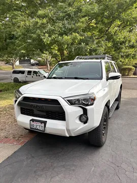 2020 Toyota 4Runner SR5 Premium Sport Utility 4D