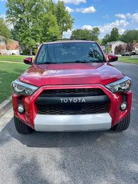 2020 Toyota 4Runner SR5 Premium Sport Utility 4D