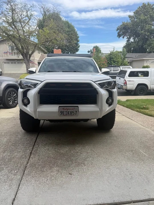 2020 Toyota 4Runner 5th Gen - Image 4 of 11