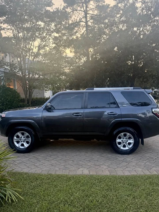 2020 Toyota 4Runner 5th Gen - Image 5 of 10
