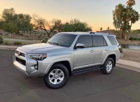 2020 Toyota 4Runner SR5 Premium Sport Utility 4D