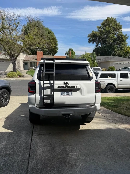 2020 Toyota 4Runner 5th Gen - Image 3 of 11
