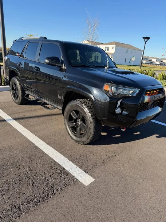2020 Toyota 4Runner 5th Gen - Image 2 of 9