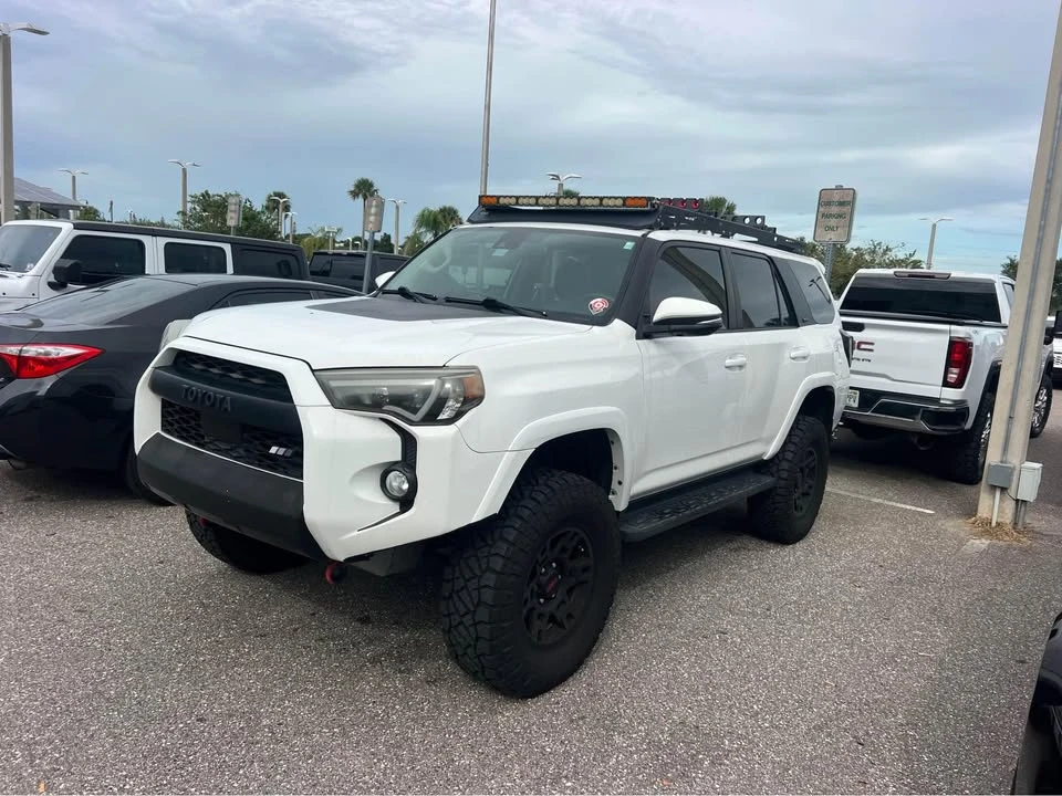 2020 Toyota 4Runner 5th Gen - Image 2 of 9