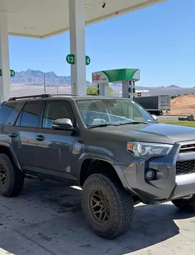 2020 Toyota 4Runner SR5 Premium Sport Utility 4D