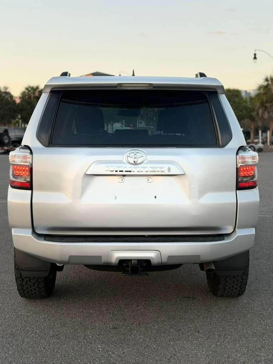 2020 Toyota 4Runner 5th Gen - Image 7 of 8
