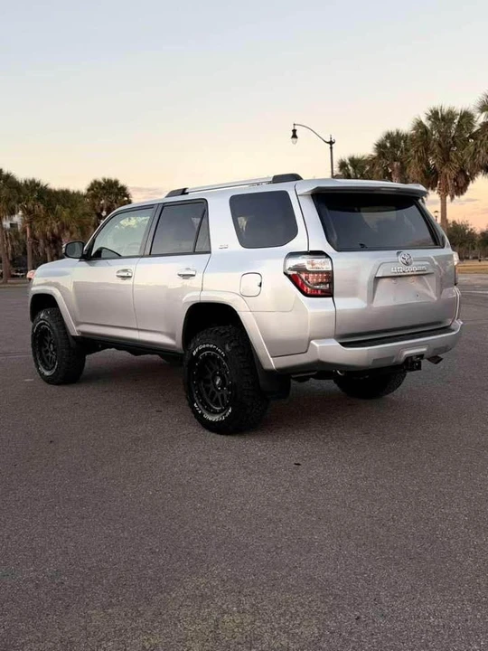 2020 Toyota 4Runner 5th Gen - Image 3 of 8