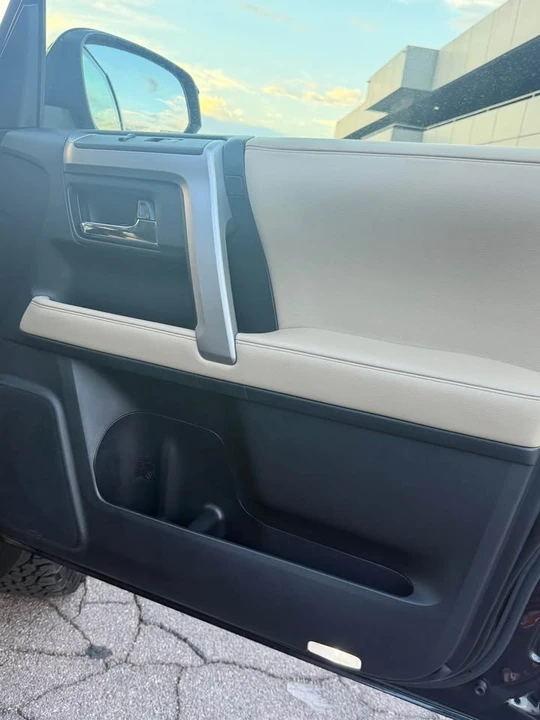 2020 Toyota 4Runner 5th Gen - Image 5 of 20