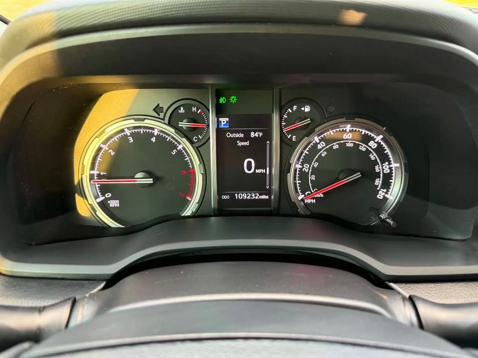 2020 Toyota 4Runner 5th Gen - Image 16 of 20