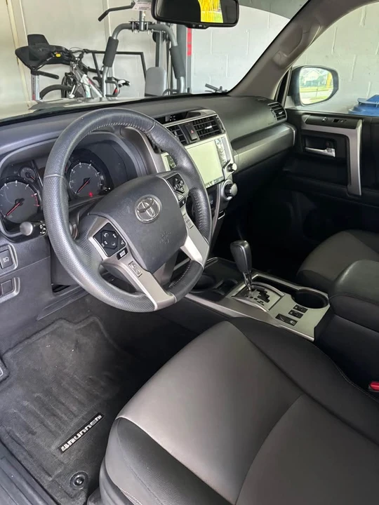 2020 Toyota 4Runner 5th Gen - Image 4 of 8