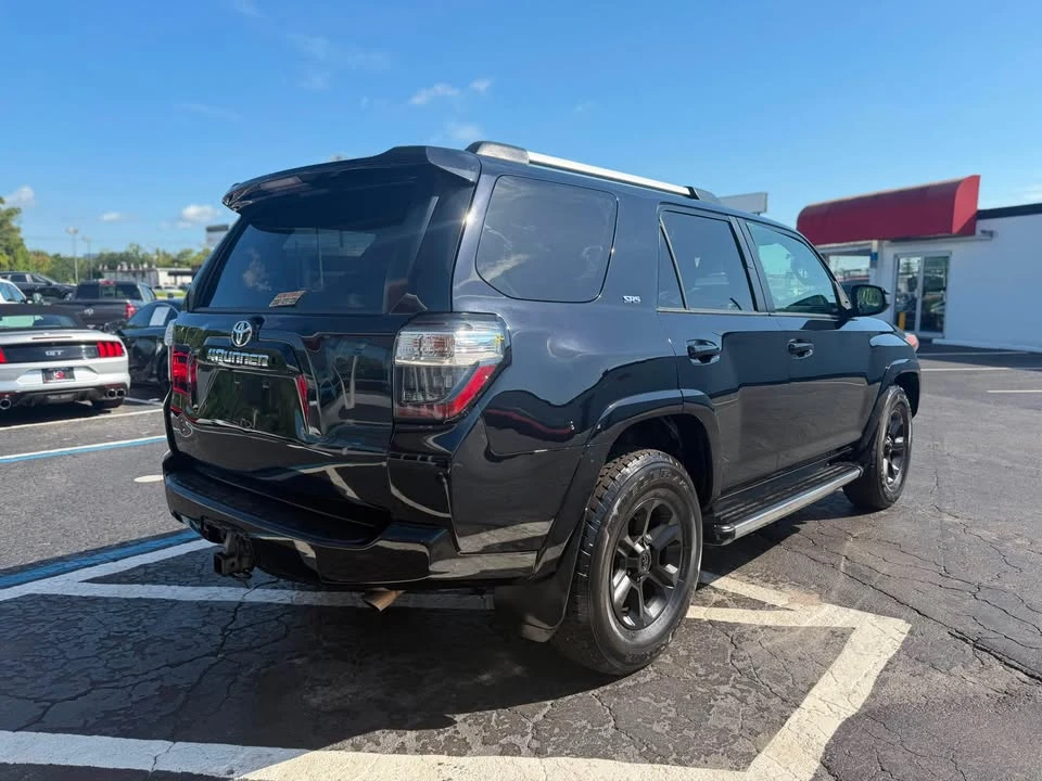 2020 Toyota 4Runner 5th Gen - Image 6 of 11