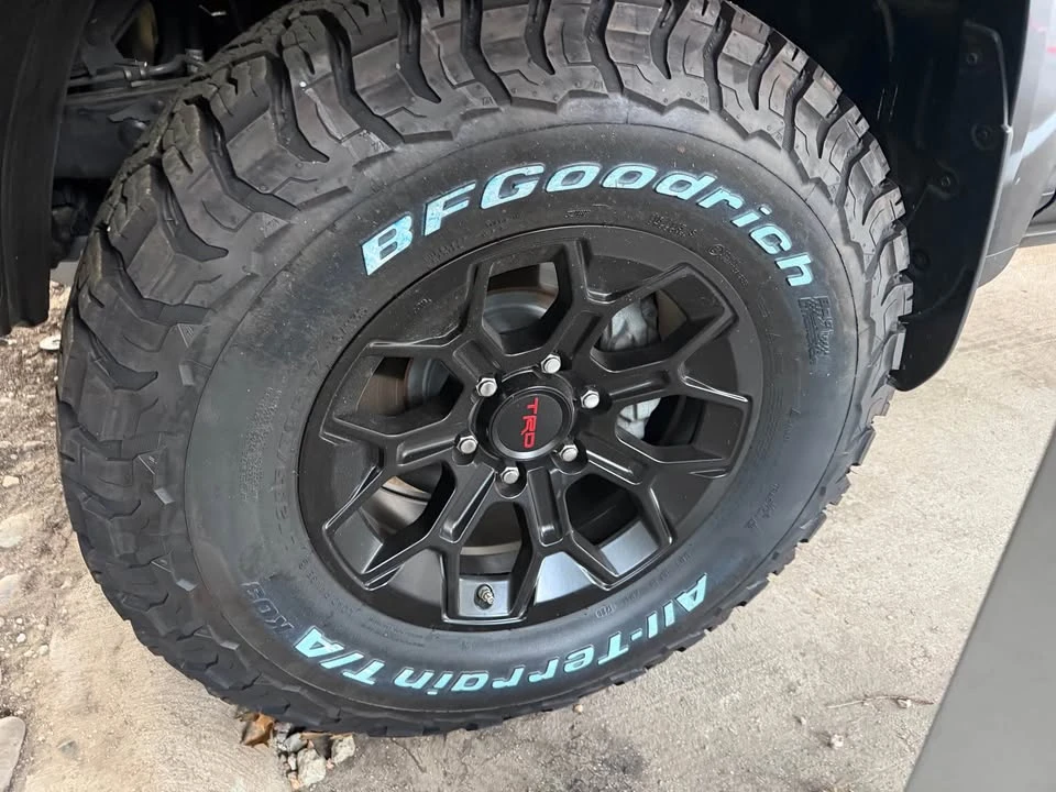 2020 Toyota 4Runner 5th Gen - Image 15 of 16