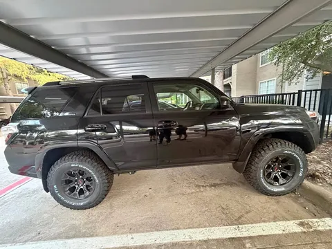 2020 Toyota 4Runner SR5 Sport Utility 2D