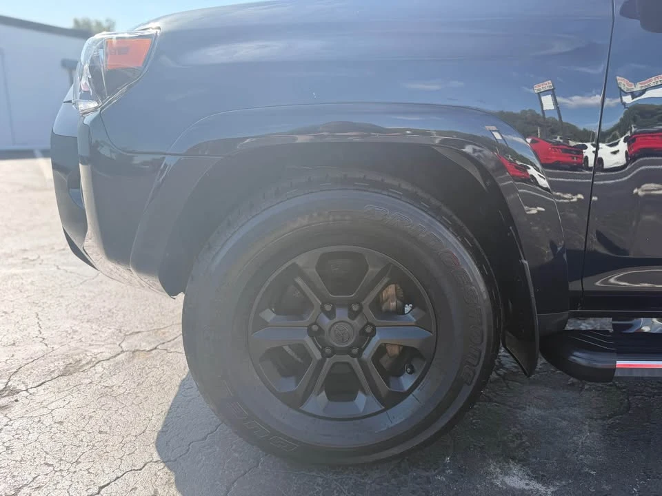 2020 Toyota 4Runner 5th Gen - Image 10 of 19