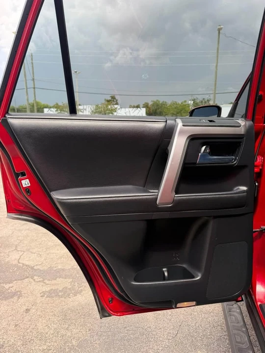 2020 Toyota 4Runner 5th Gen - Image 15 of 18