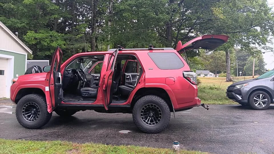 2020 Toyota 4Runner 5th Gen - Image 2 of 18