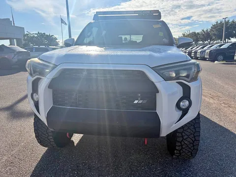 2020 Toyota 4Runner SR5 Sport Utility 4D
