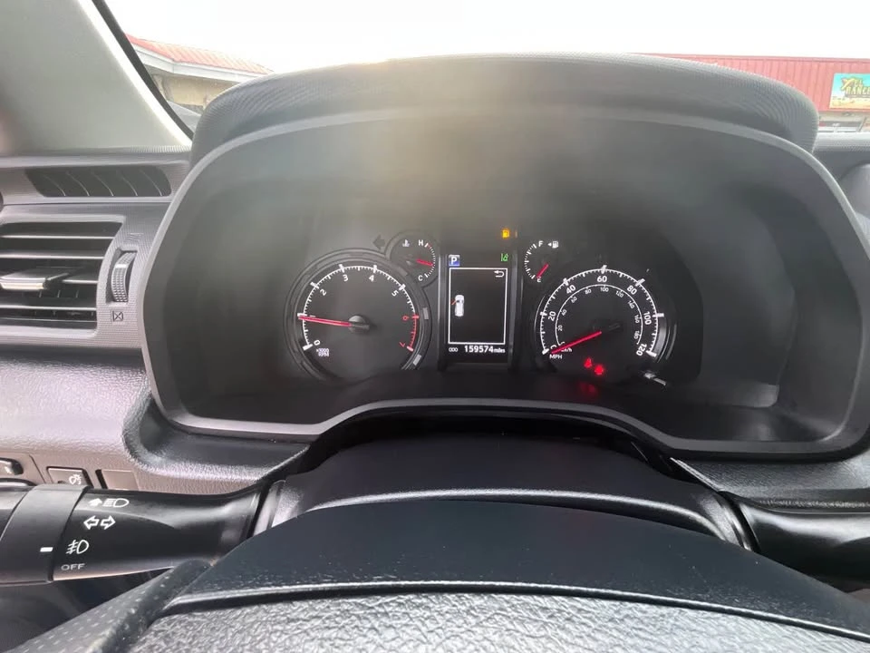 2020 Toyota 4Runner 5th Gen - Image 6 of 10