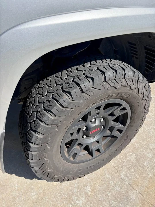 2020 Toyota 4Runner 5th Gen - Image 12 of 13