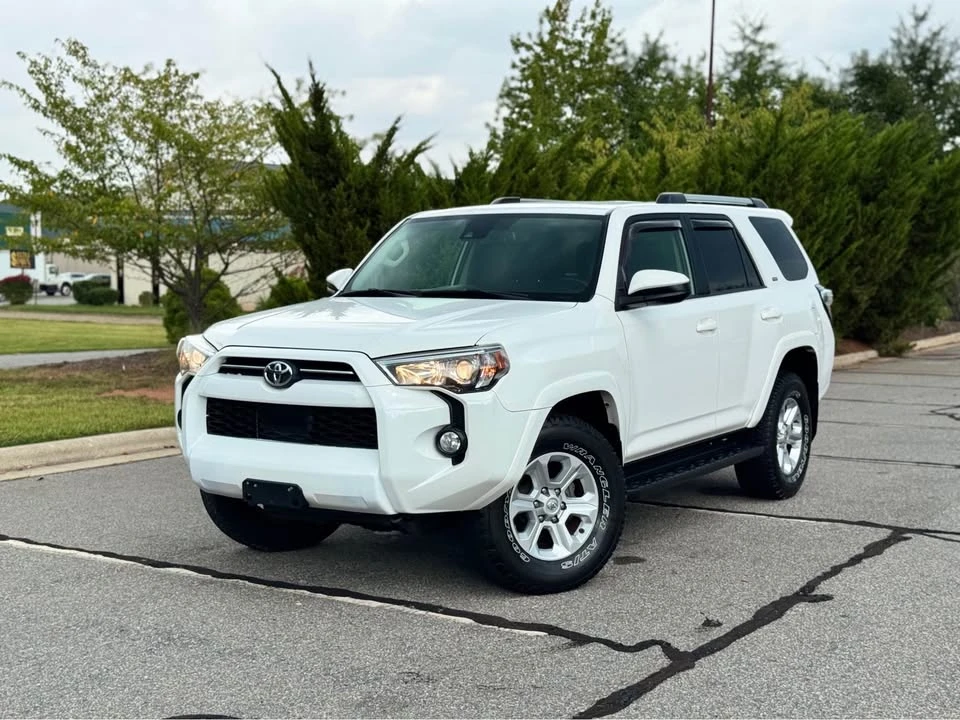 2020 Toyota 4Runner 5th Gen - Image 3 of 18