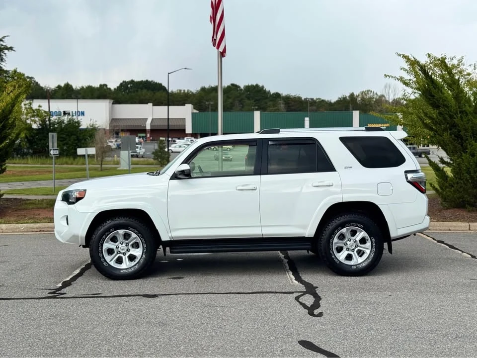 2020 Toyota 4Runner 5th Gen - Image 7 of 18