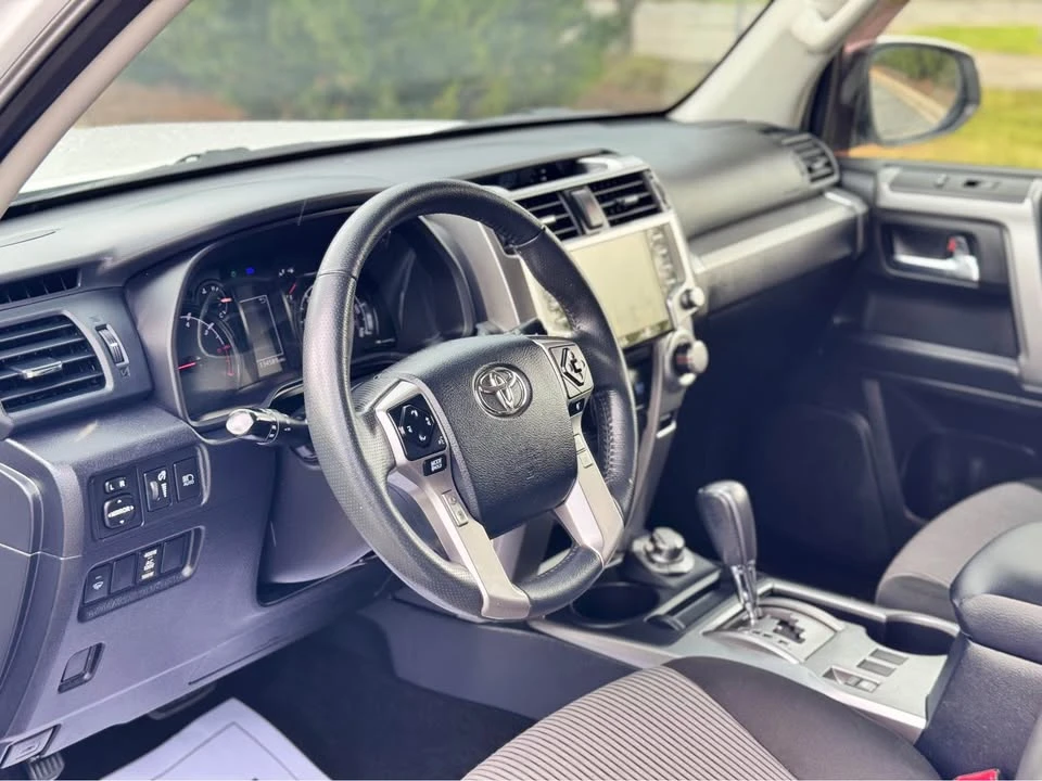 2020 Toyota 4Runner 5th Gen - Image 9 of 18