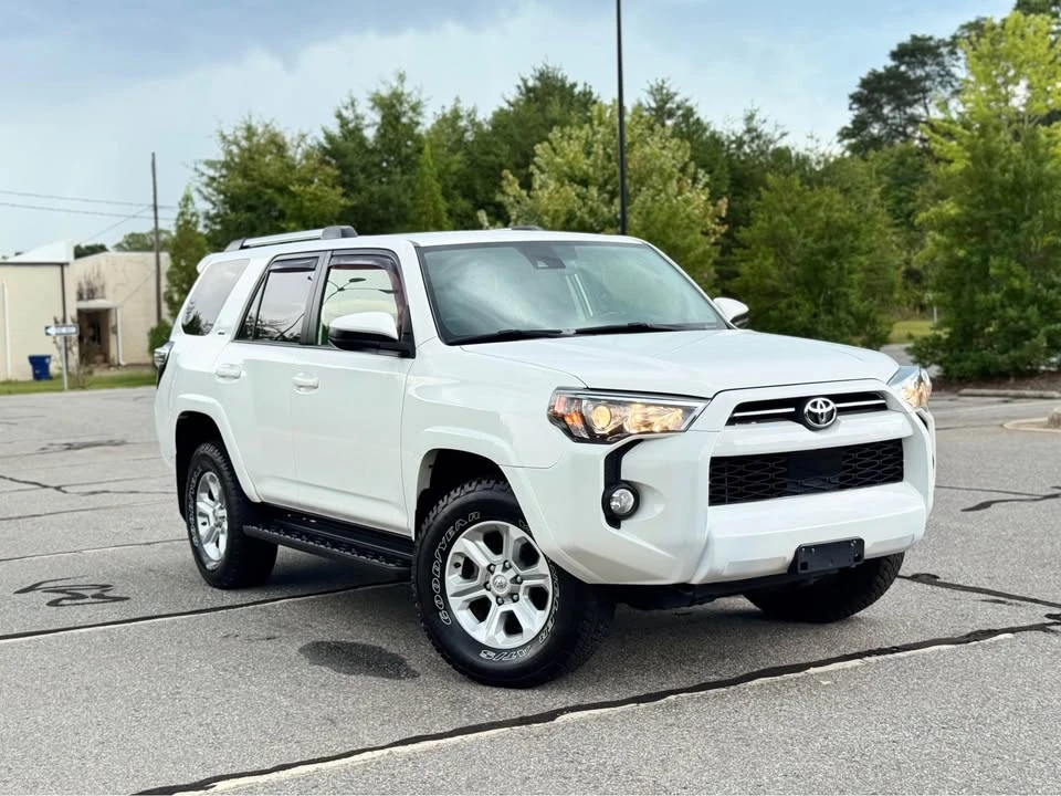 2020 Toyota 4Runner 5th Gen - Image 5 of 20