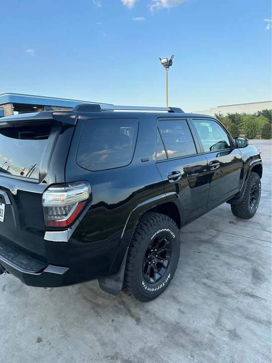 2020 Toyota 4Runner 5th Gen - Image 4 of 10