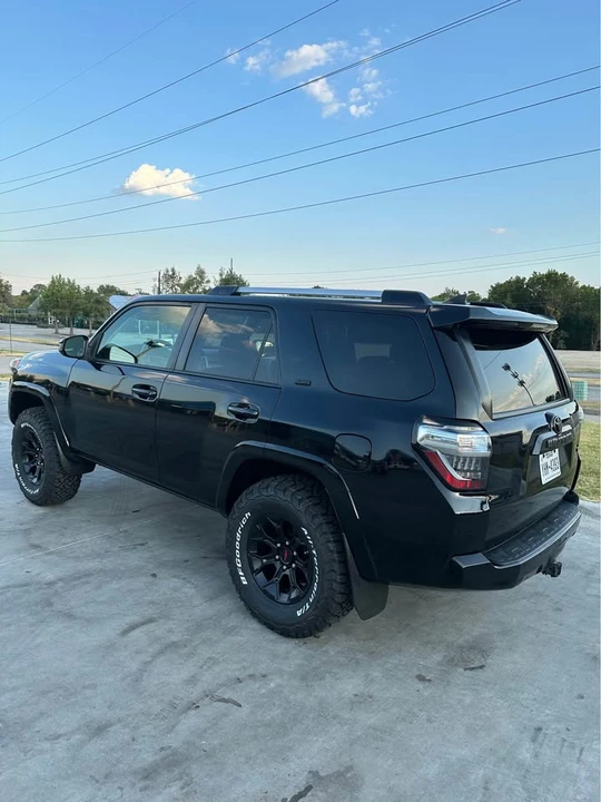 2020 Toyota 4Runner 5th Gen - Image 2 of 10