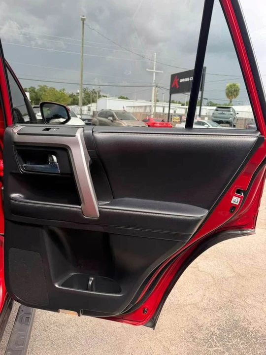 2020 Toyota 4Runner 5th Gen - Image 6 of 14