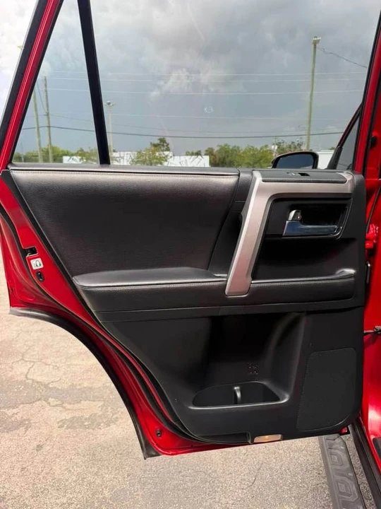 2020 Toyota 4Runner 5th Gen - Image 8 of 14