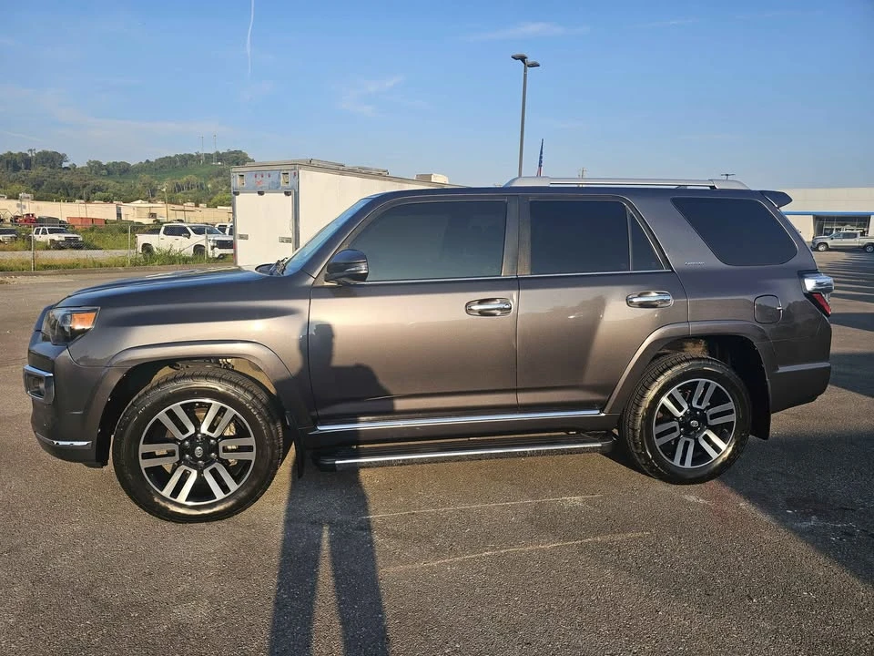 2020 Toyota 4Runner 5th Gen - Image 3 of 18