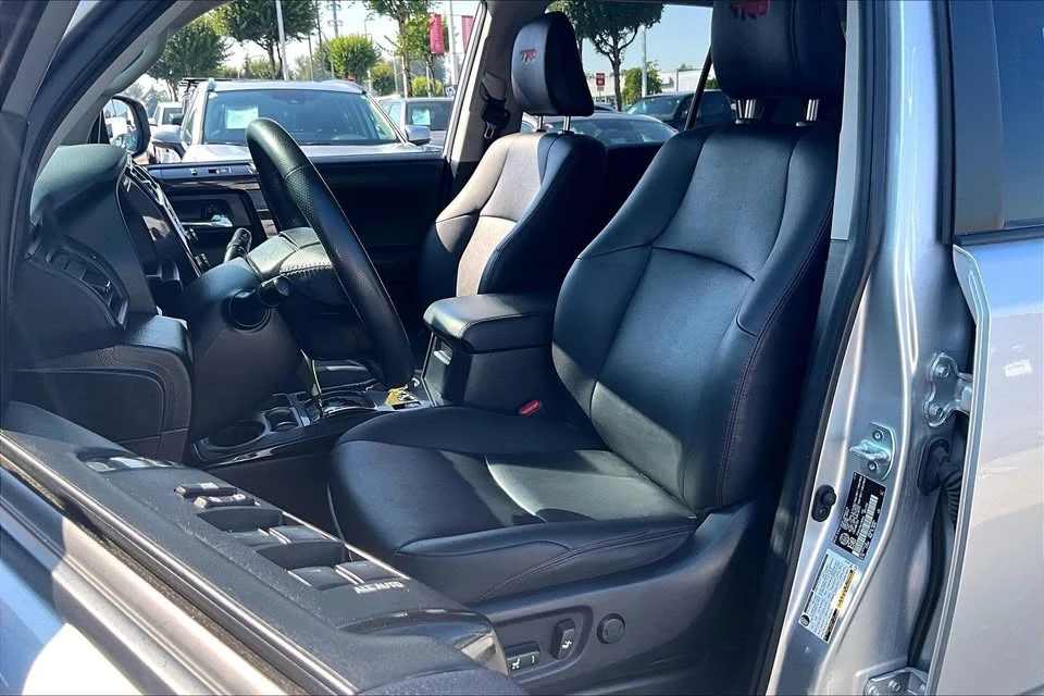 2020 Toyota 4Runner 5th Gen - Image 7 of 18